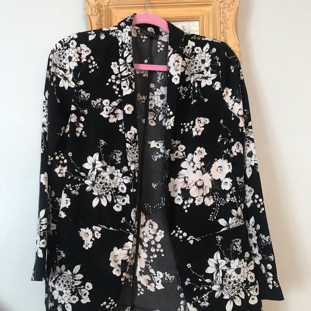 Astr floral blazer